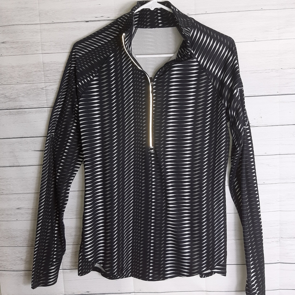 Under Armour  Half Zip  Athletic Top (READ)